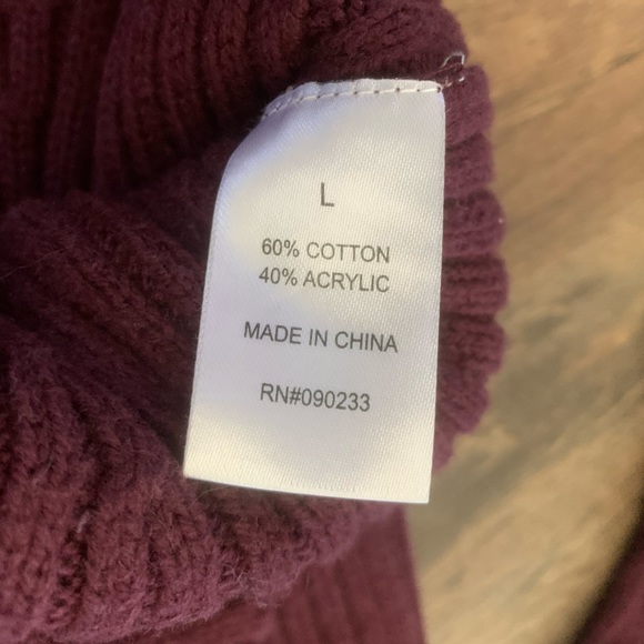 L.A. Hearts Knit Sweater Top - Picture 2 of 6